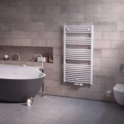 Ximax Badheizkörper Alpha-C Mittenanschluss 1454 Mm X 600 Mm Weiß 797 Watt
